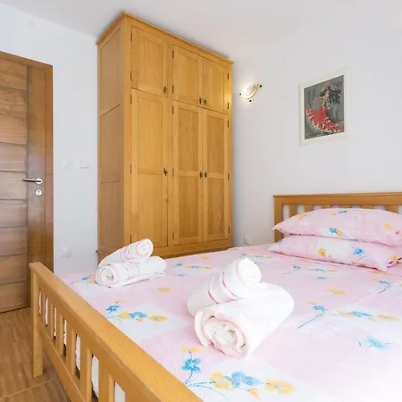 Villa Milancic - A House For Memorable In Imotski