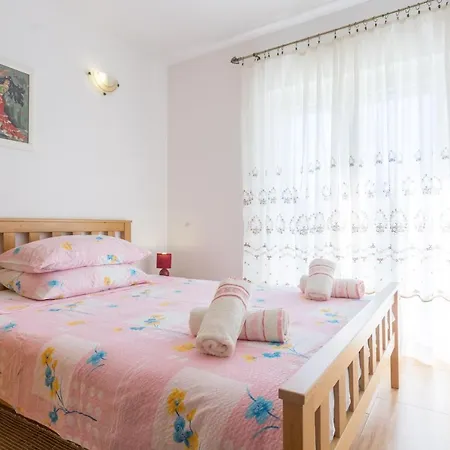 Villa Milancic - A House For Memorable In Imotski *