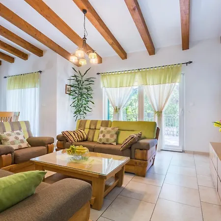 Milancic - A House For Memorable In Imotski Gornji Prolozac